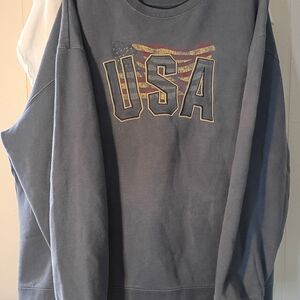 Croft & Barrow Men's Gray USA Graphic Crewneck Sweater